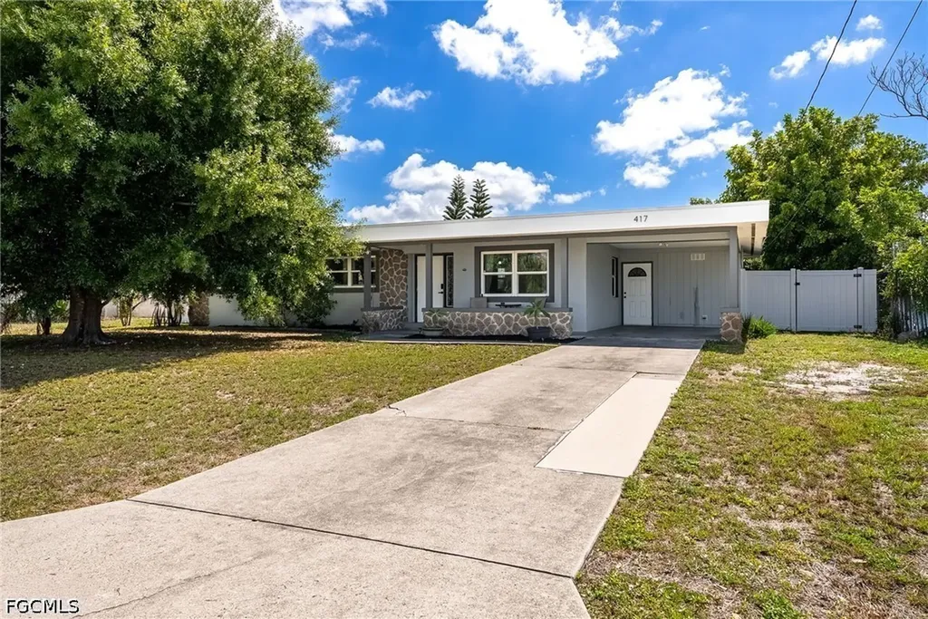 417 NE 14th Avenue Cape Coral FL 33909
