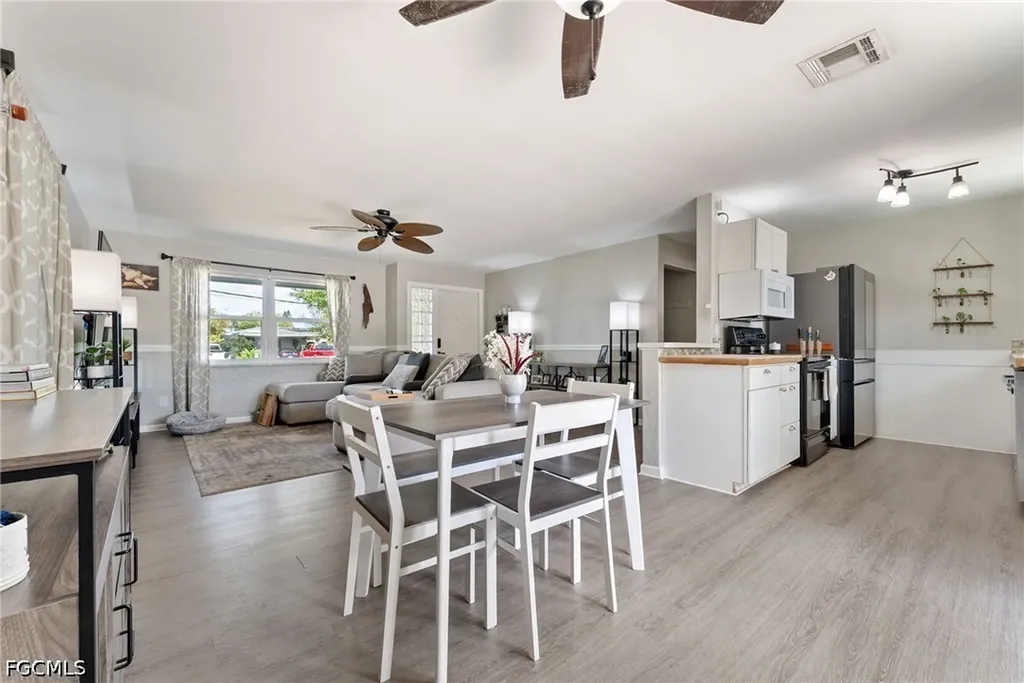 417 NE 14th Avenue Cape Coral FL 33909