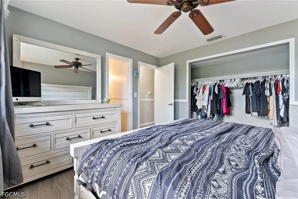 417 NE 14th Avenue Cape Coral FL 33909