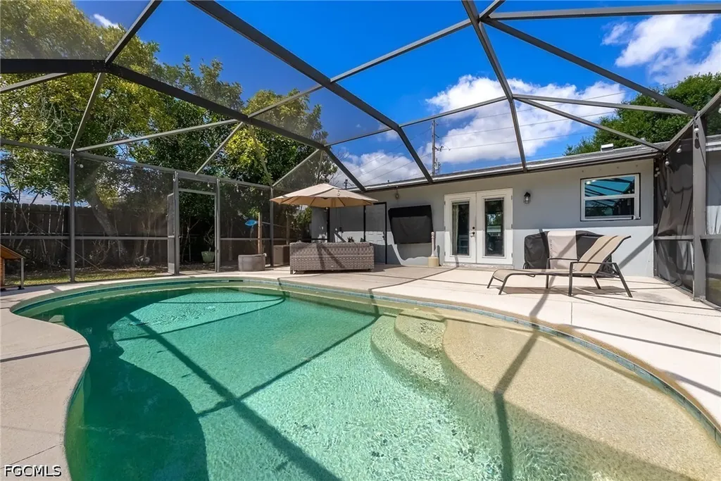 417 NE 14th Avenue Cape Coral FL 33909
