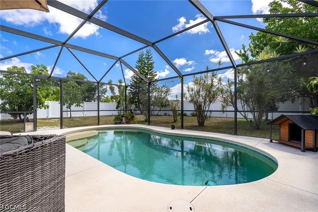 417 NE 14th Avenue Cape Coral FL 33909