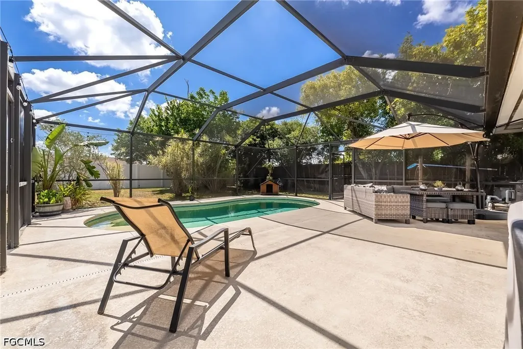 417 NE 14th Avenue Cape Coral FL 33909