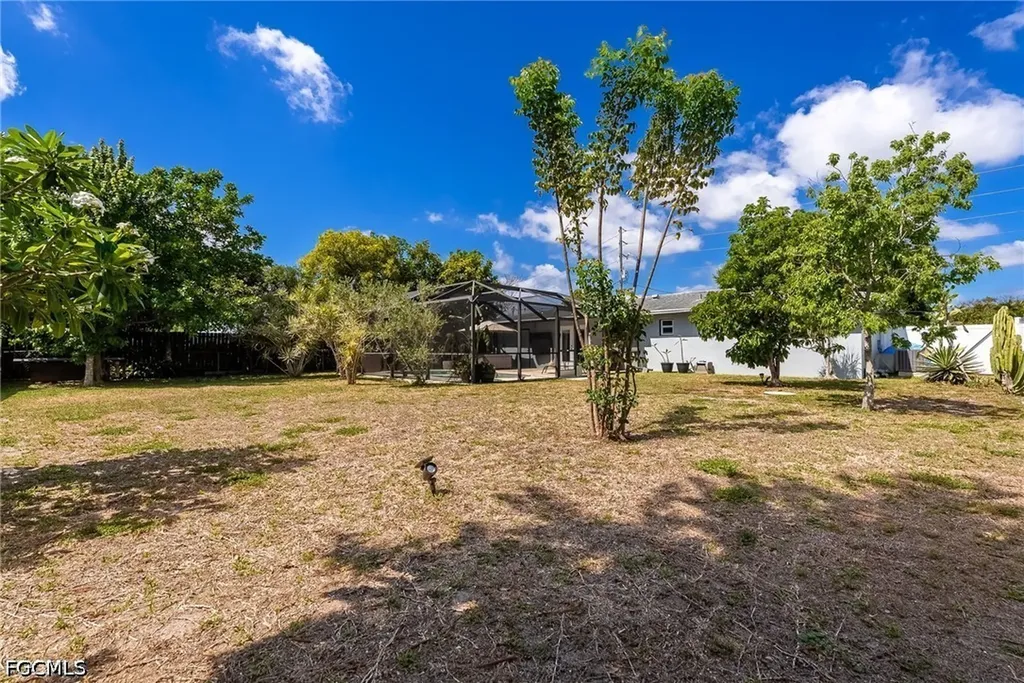 417 NE 14th Avenue Cape Coral FL 33909