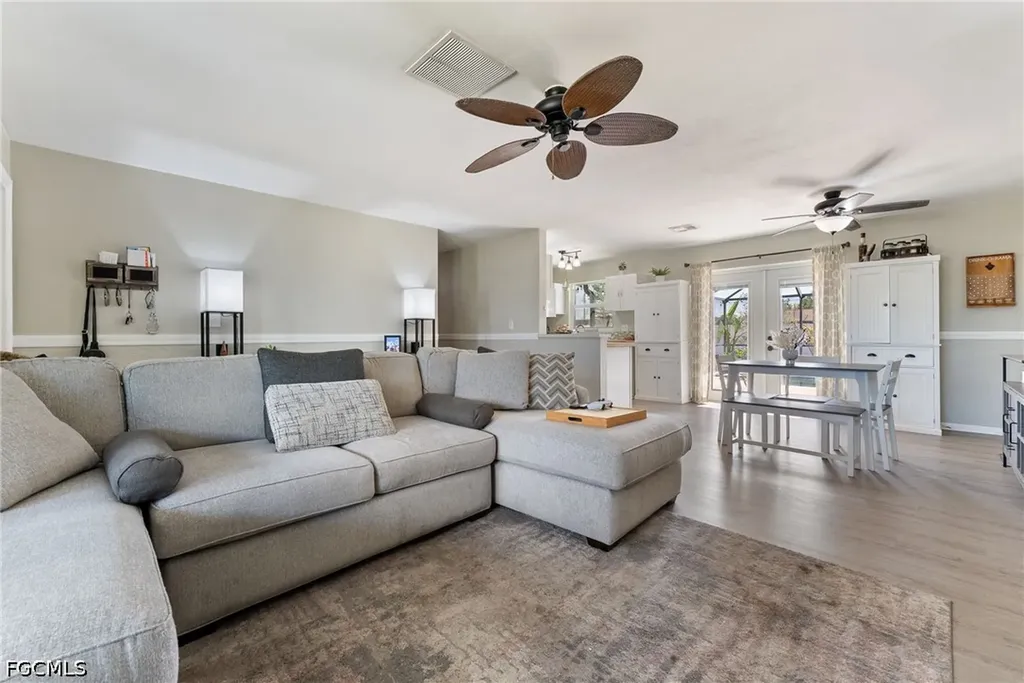 417 NE 14th Avenue Cape Coral FL 33909