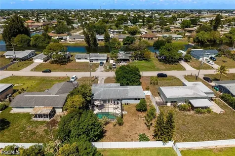 417 NE 14th Avenue Cape Coral FL 33909