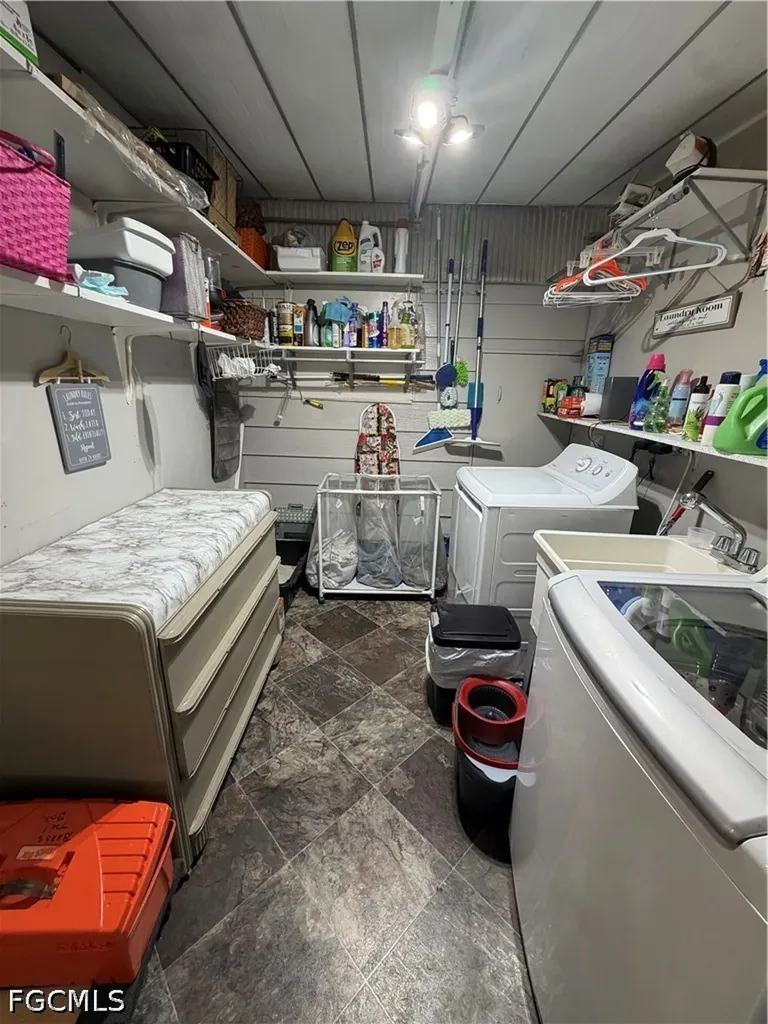 1176 Pylant Drive Moore Haven FL 33471