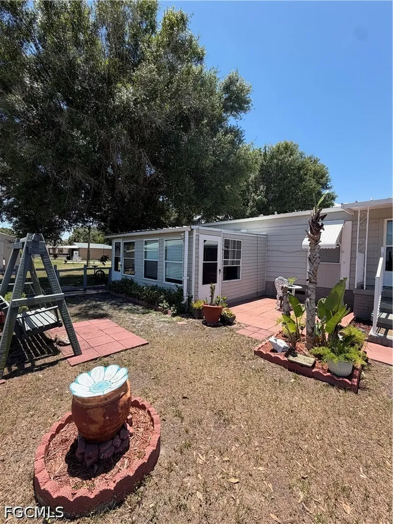 1176 Pylant Drive Moore Haven FL 33471