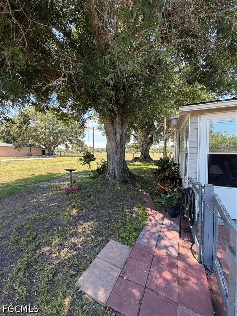 1176 Pylant Drive Moore Haven FL 33471