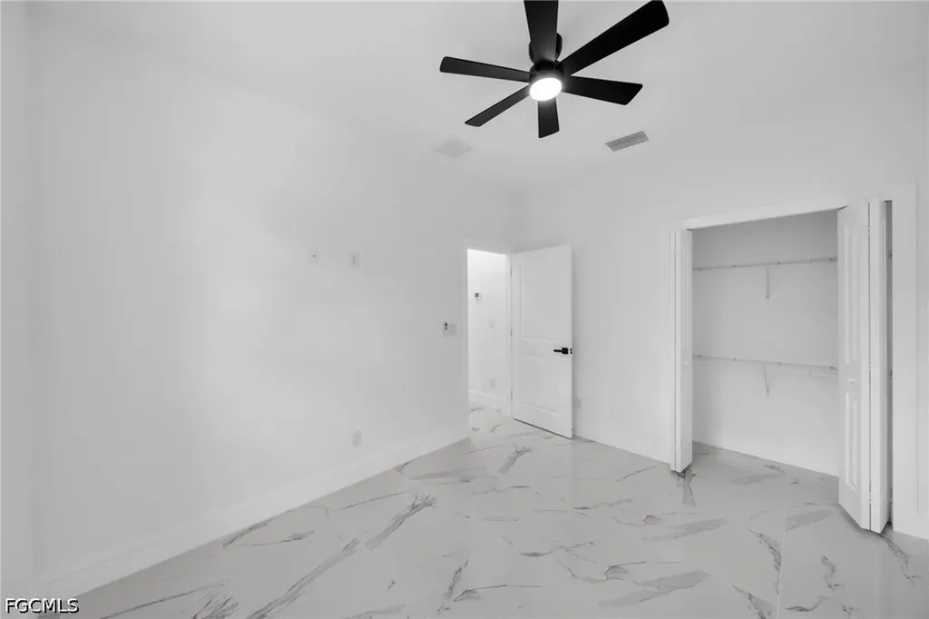 330 / 332 Bell Boulevard S Lehigh Acres FL 33974