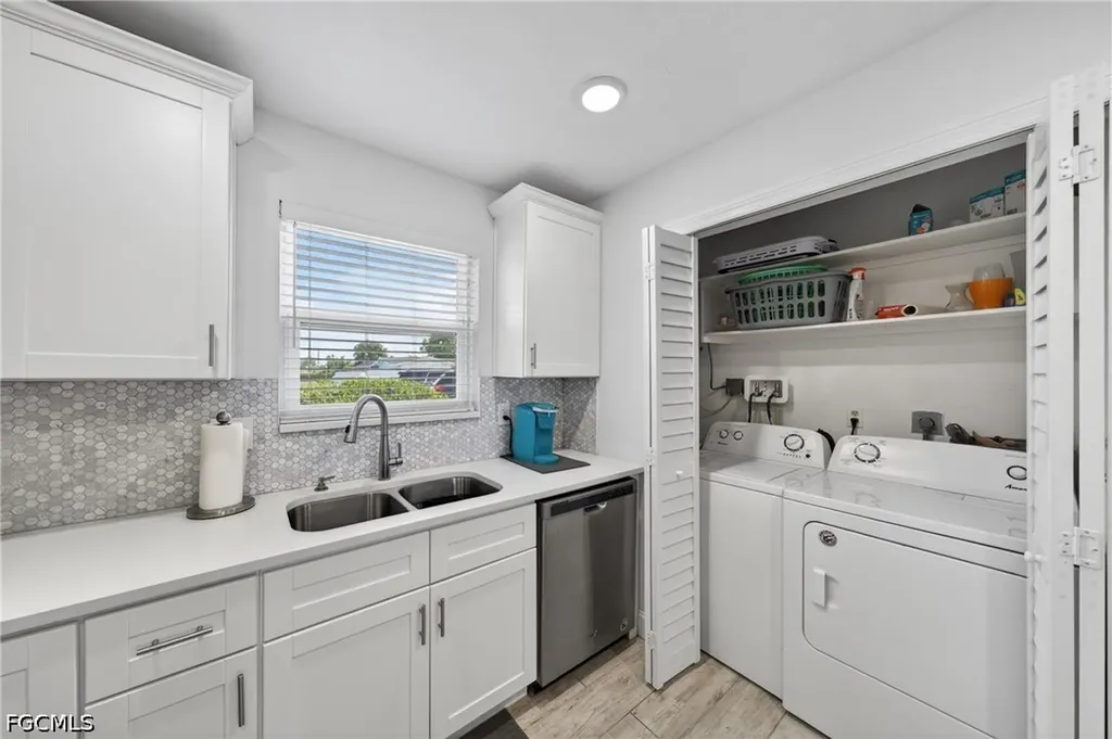 1714 Bikini Court Cape Coral FL 33904