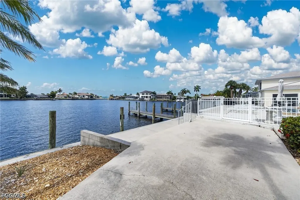 1714 Bikini Court Cape Coral FL 33904