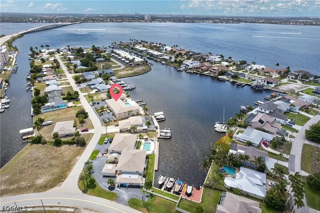 1714 Bikini Court Cape Coral FL 33904