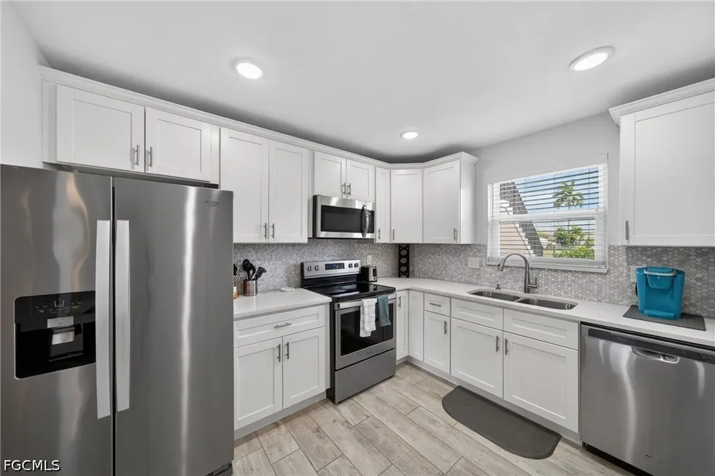 1714 Bikini Court Cape Coral FL 33904