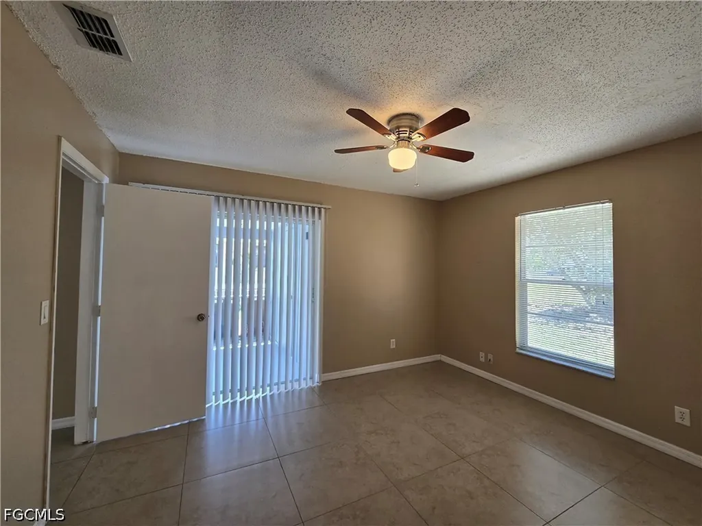 702 SE 47th Street Cape Coral FL 33904