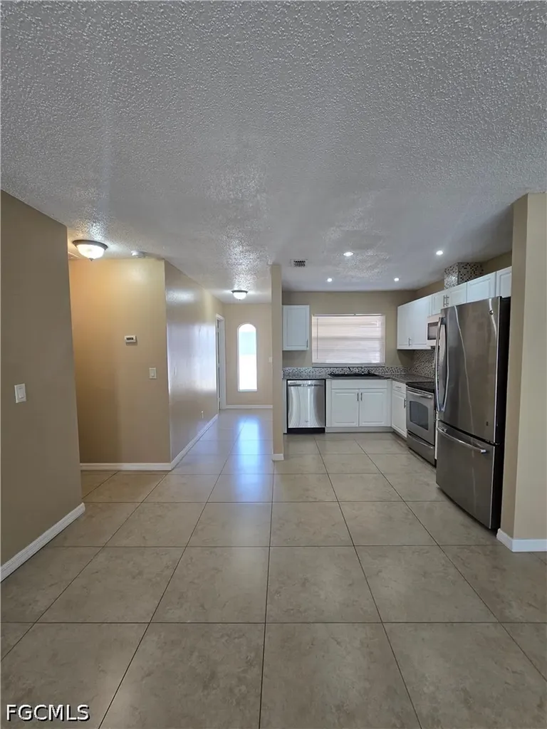 702 SE 47th Street Cape Coral FL 33904