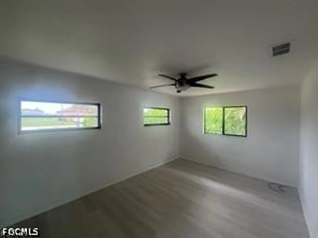 4826 SW 29th Avenue Cape Coral FL 33914