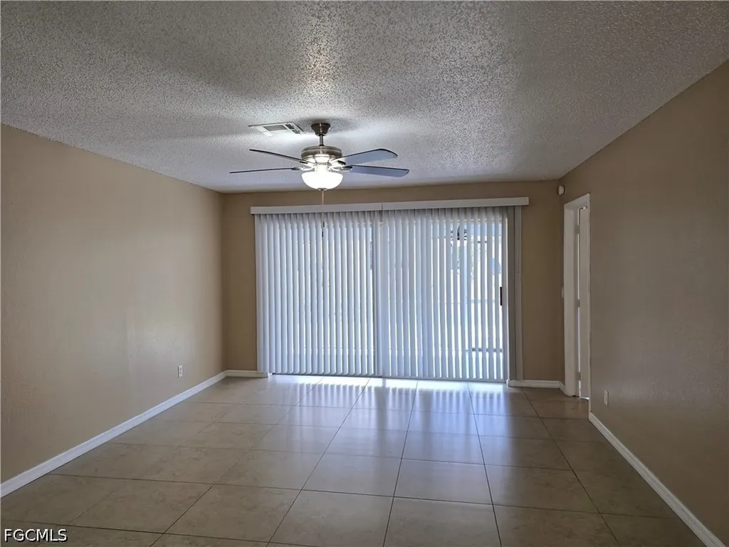 702 SE 47th Street Cape Coral FL 33904
