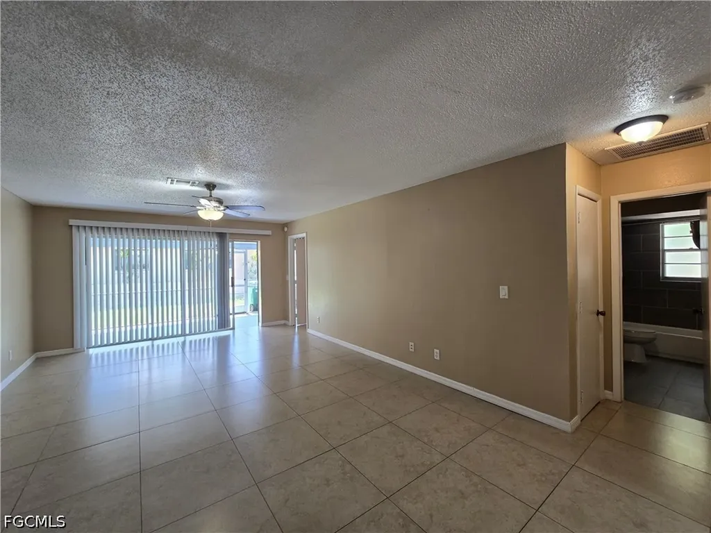 702 SE 47th Street Cape Coral FL 33904