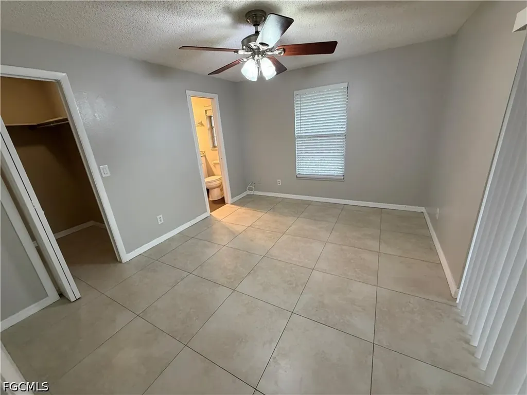 702 SE 47th Street Cape Coral FL 33904
