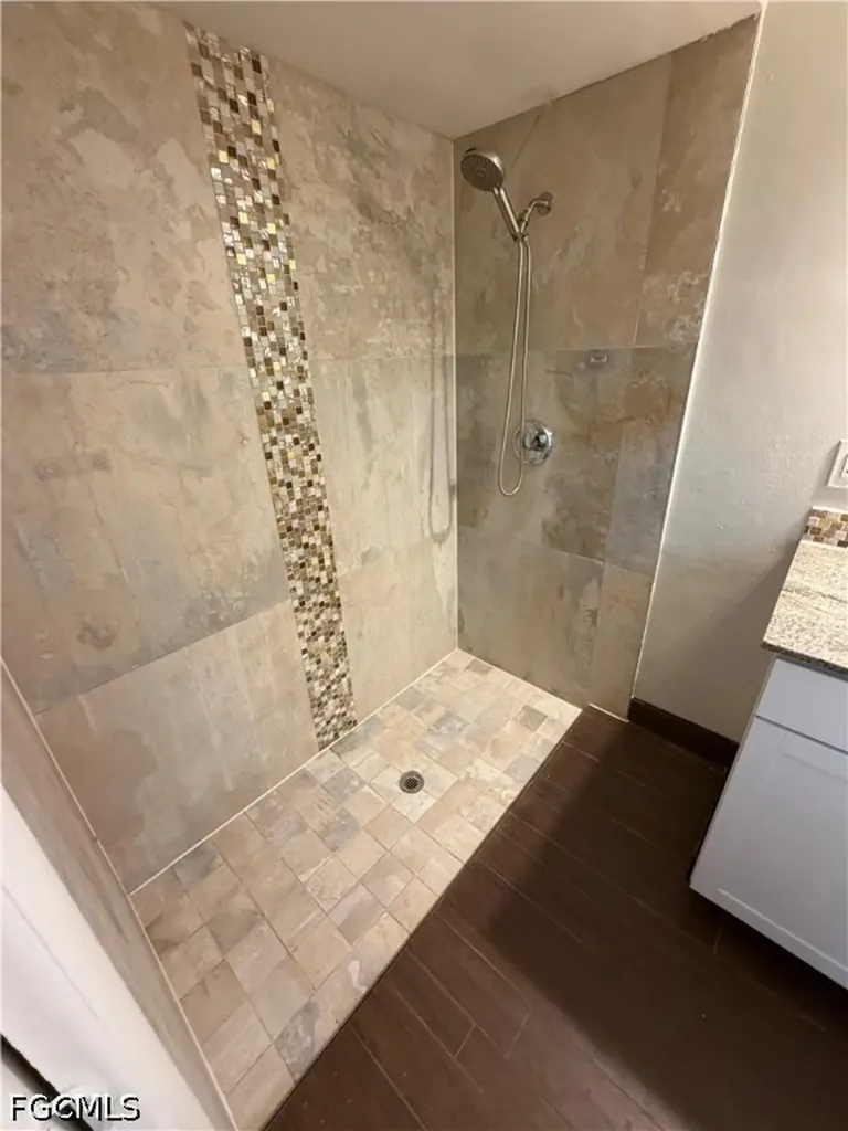 702 SE 47th Street Cape Coral FL 33904