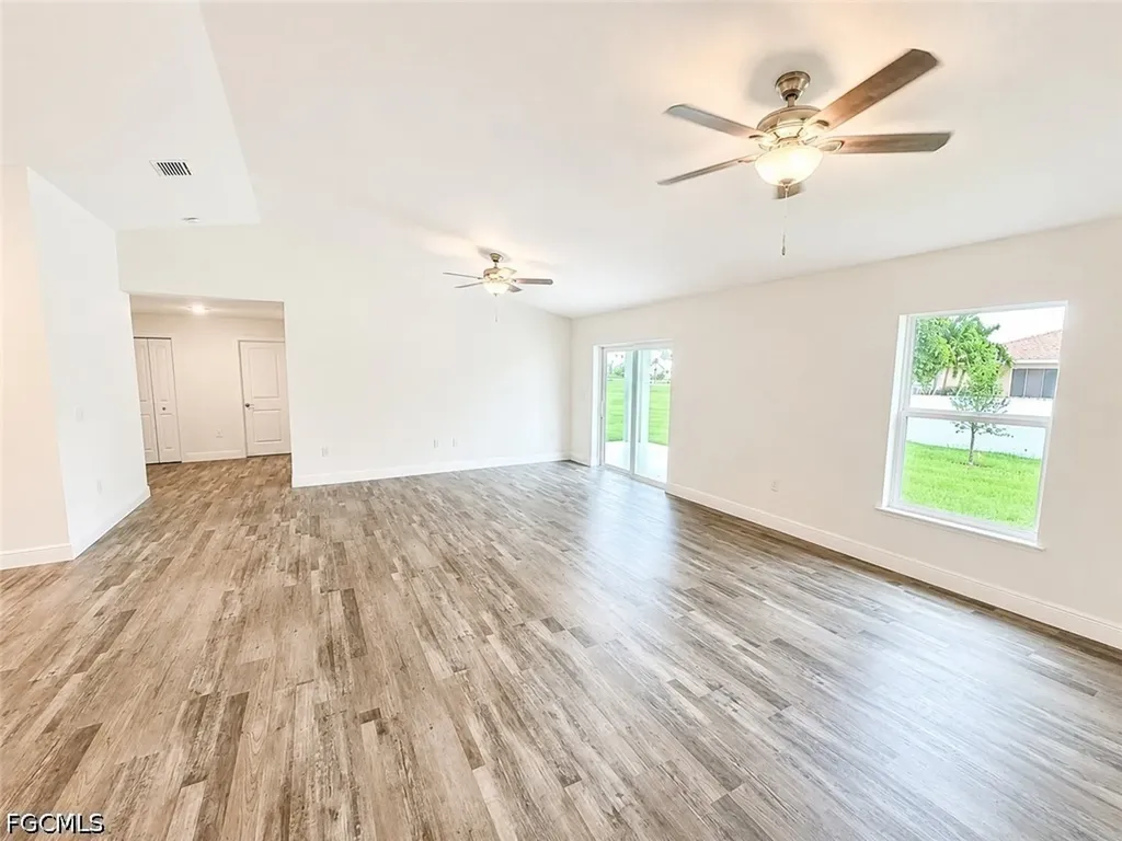 233 NW 22nd Place Cape Coral FL 33993