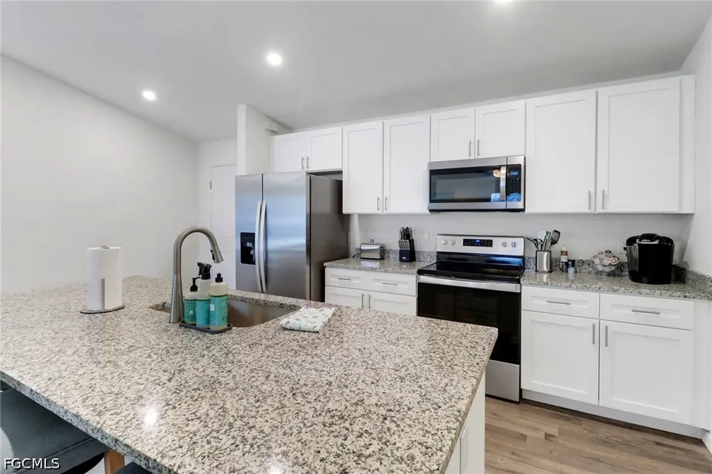 233 NW 22nd Place Cape Coral FL 33993