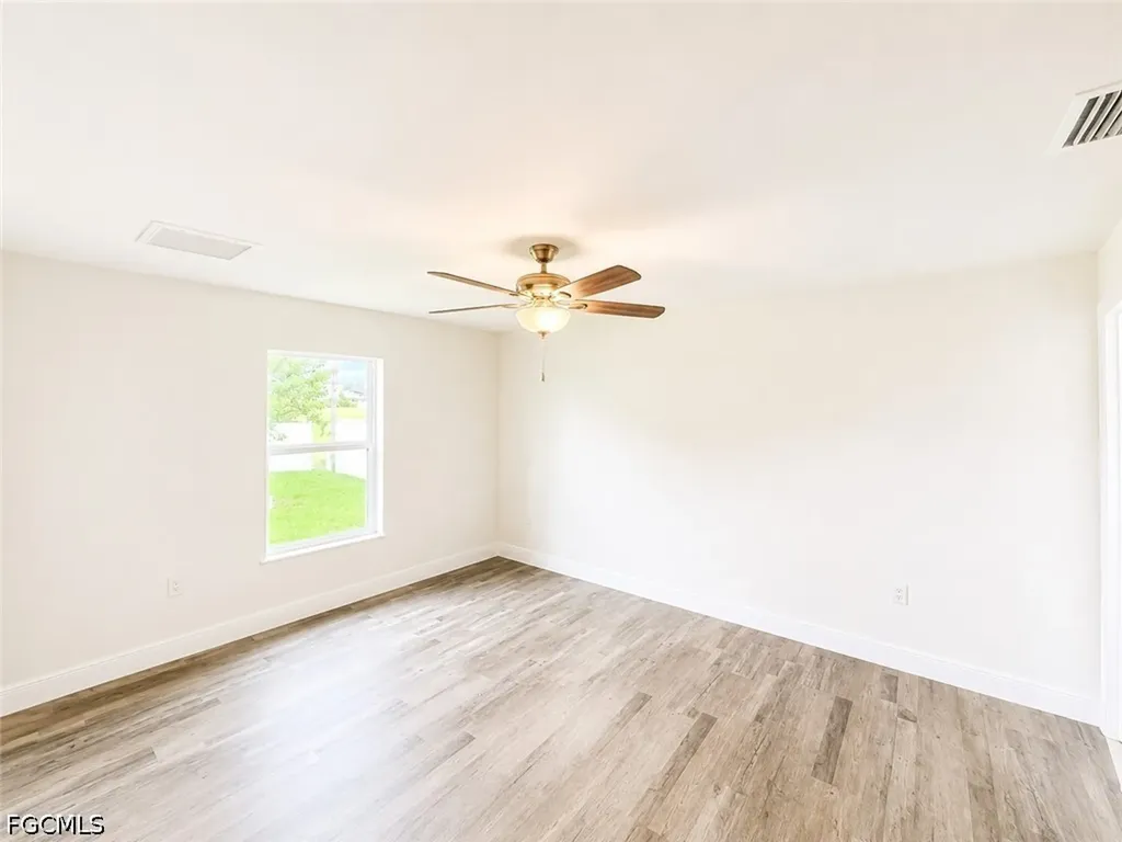233 NW 22nd Place Cape Coral FL 33993