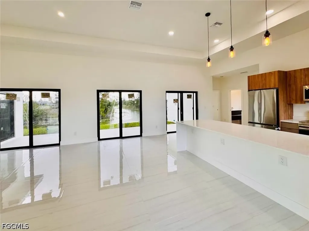 3424 NE 21st Place Cape Coral FL 33909