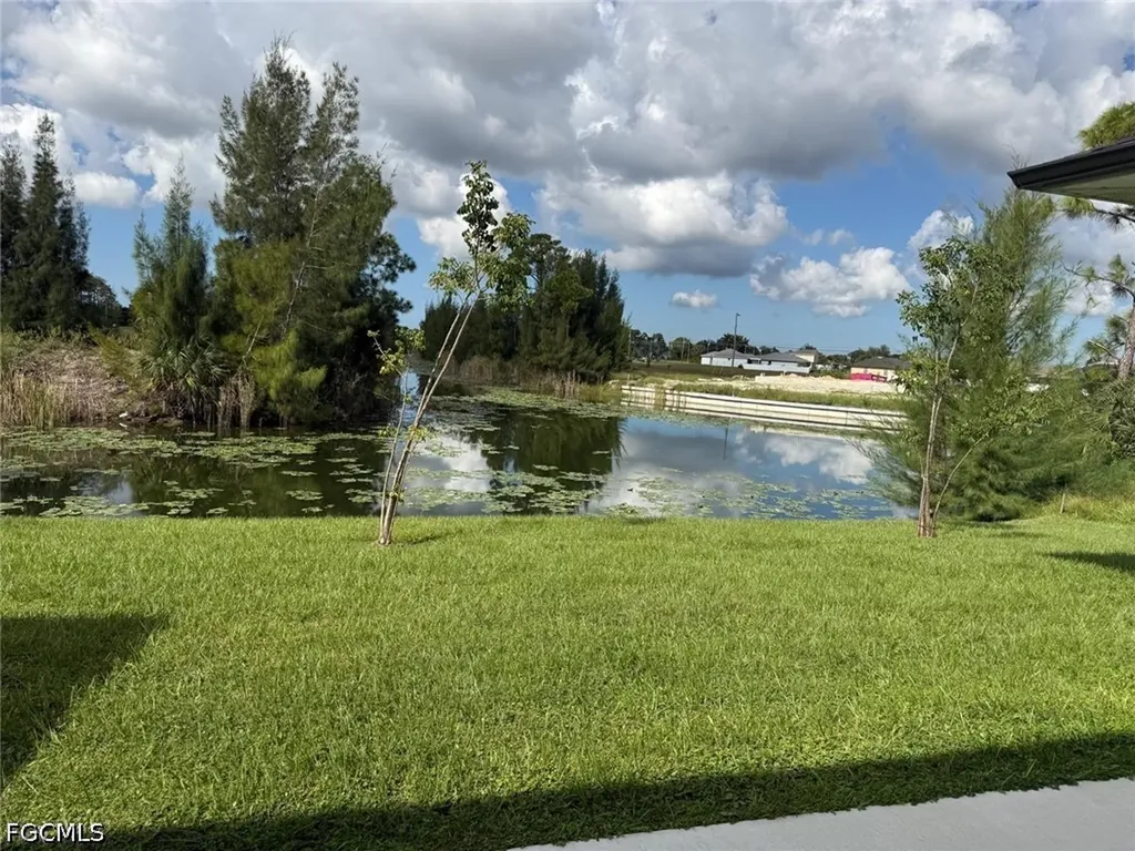 3424 NE 21st Place Cape Coral FL 33909
