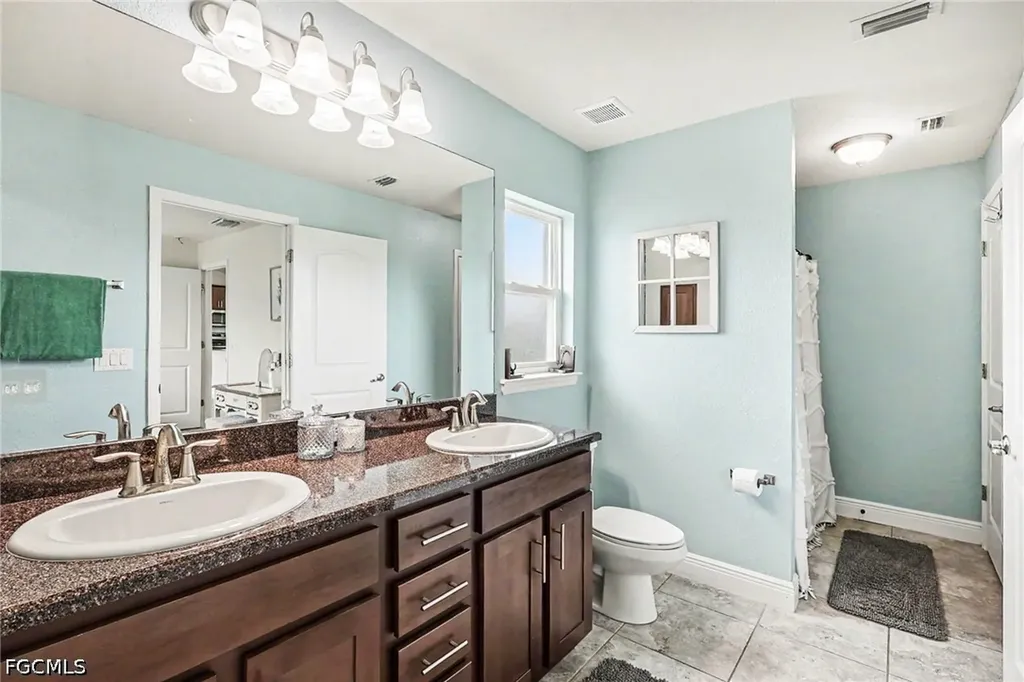 1223 NW 15th Place Cape Coral FL 33993