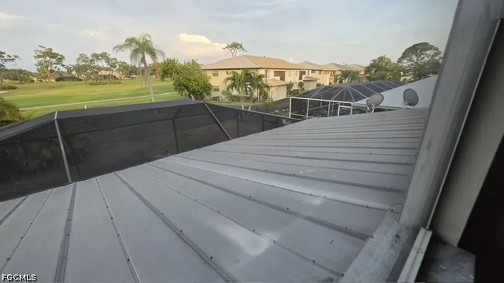 2121 SW 11th Court Cape Coral FL 33991