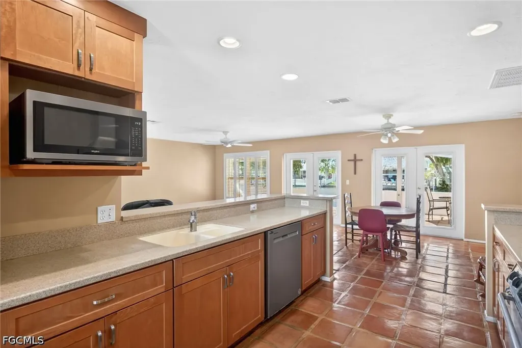 12279 Matlacha Boulevard Matlacha Isles FL 33991