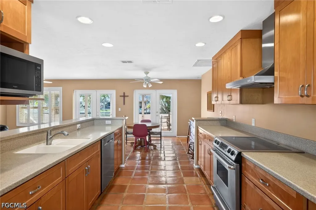 12279 Matlacha Boulevard Matlacha Isles FL 33991
