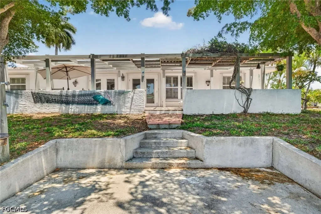 12279 Matlacha Boulevard Matlacha Isles FL 33991