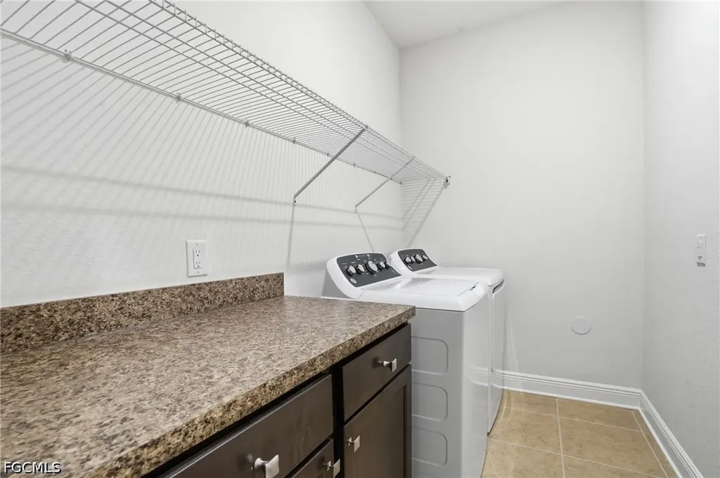 12 SW 22nd Avenue Cape Coral FL 33991