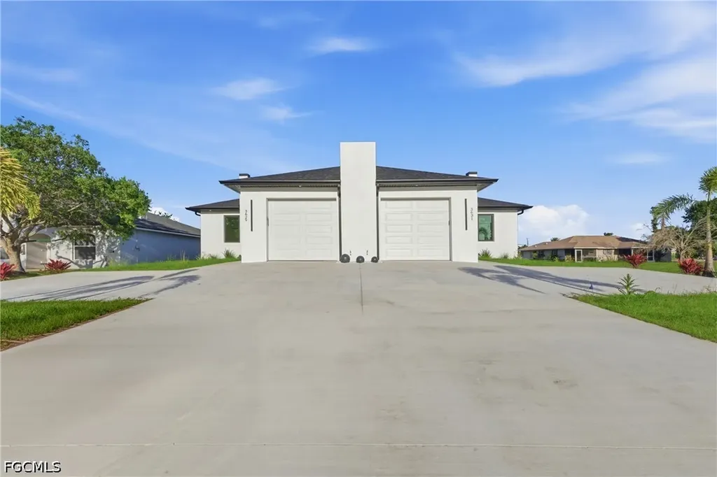 3629 SW Santa Barbara Place Cape Coral FL 33914