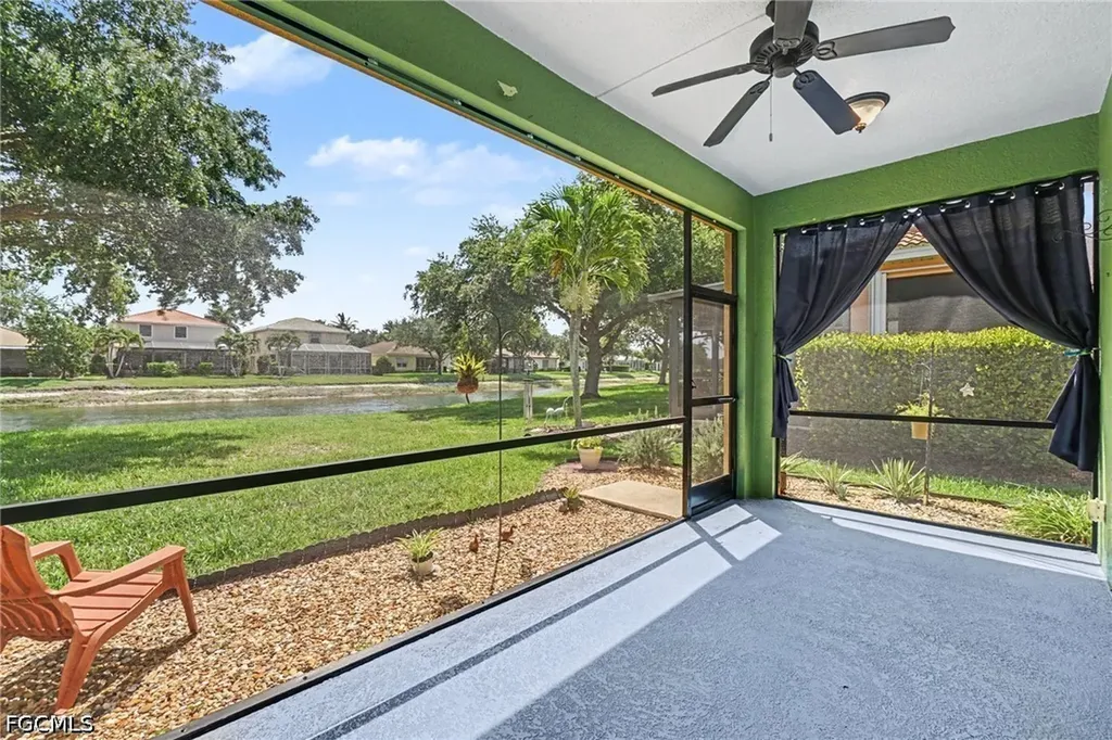 2549 Deerfield Lake Court Cape Coral FL 33909