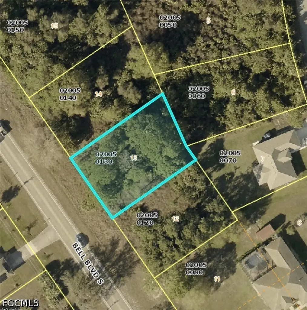 137 Bell Boulevard S Lehigh Acres FL 33974