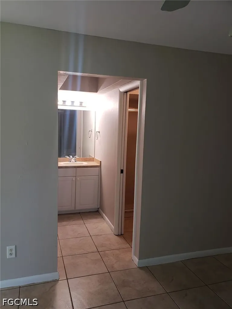 1103 SW 48th Terrace Cape Coral FL 33914