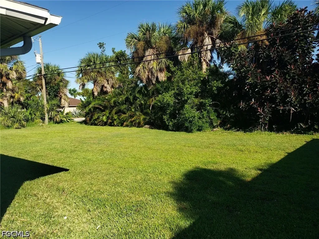 1103 SW 48th Terrace Cape Coral FL 33914