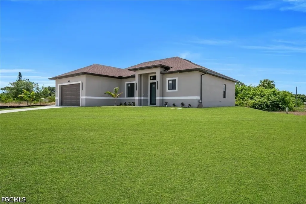 3115 2nd Street SW Lehigh Acres FL 33976