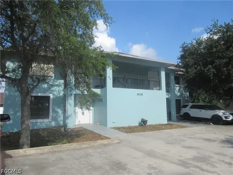 1535 Andalusia Boulevard Cape Coral FL 33909