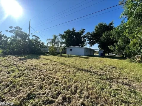 1109 Gifford Avenue N Lehigh Acres FL 33936