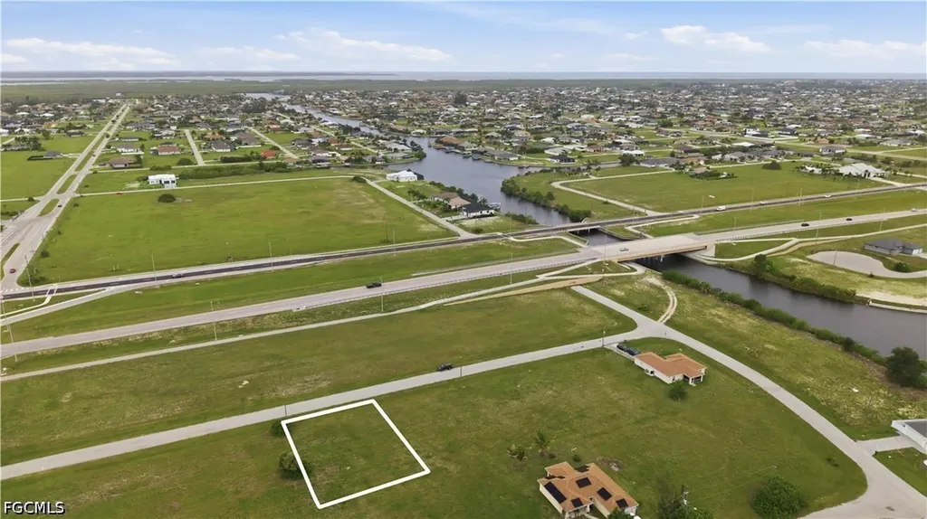 813 NW 31st Place Cape Coral FL 33993