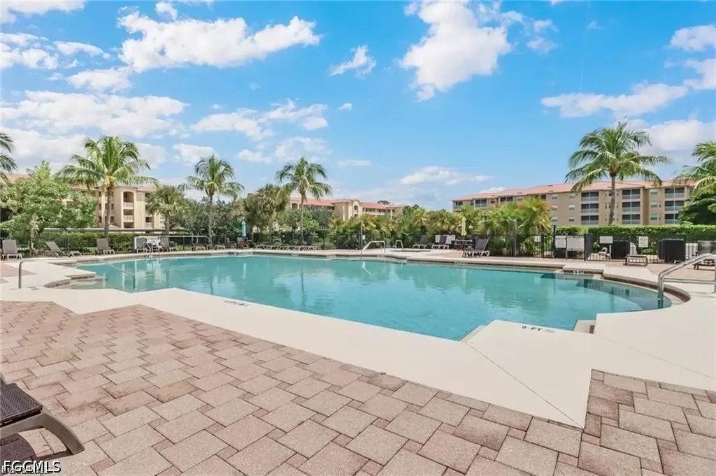 8251 Pathfinder Loop Fort Myers FL 33919