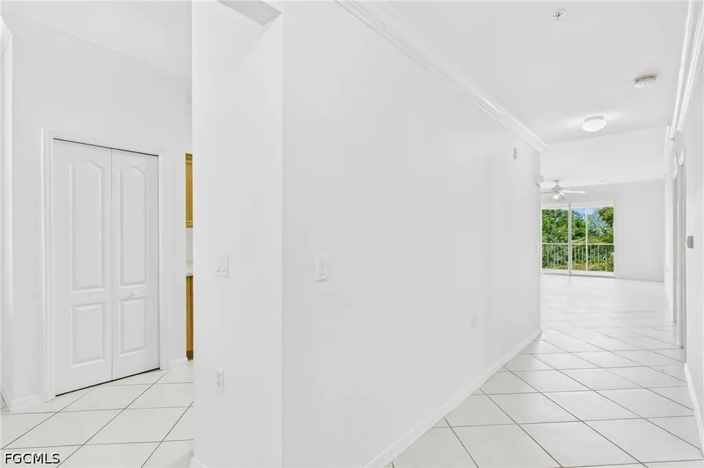 8251 Pathfinder Loop Fort Myers FL 33919