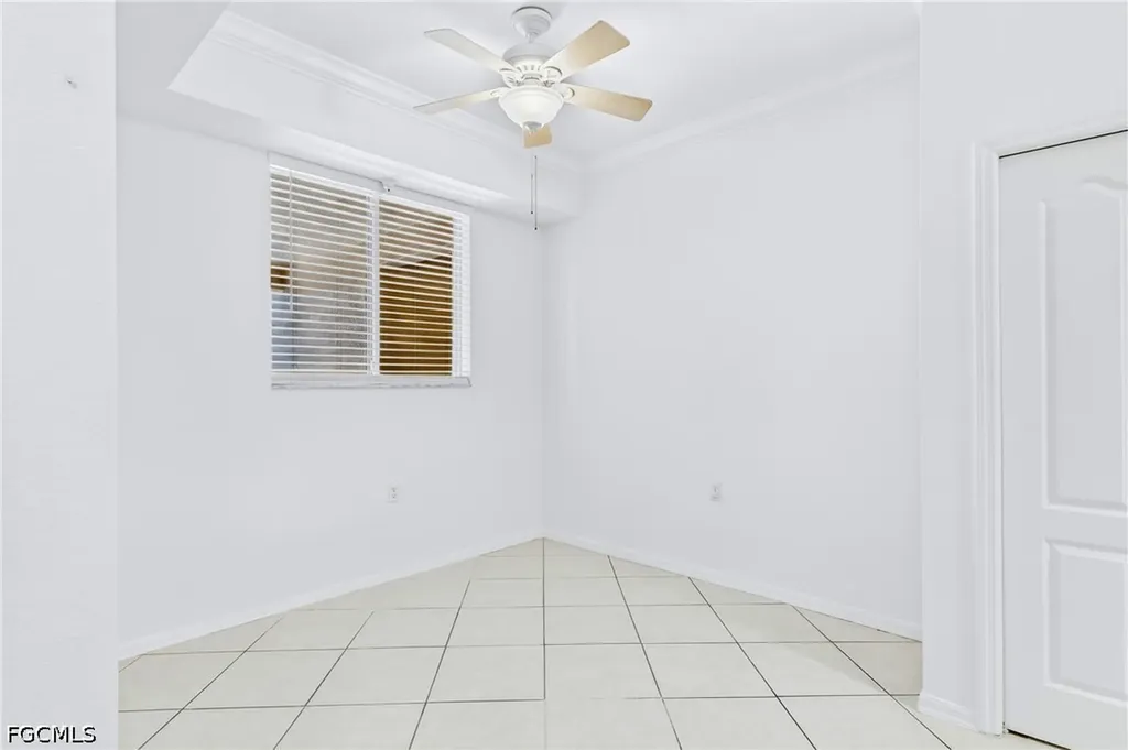 8251 Pathfinder Loop Fort Myers FL 33919