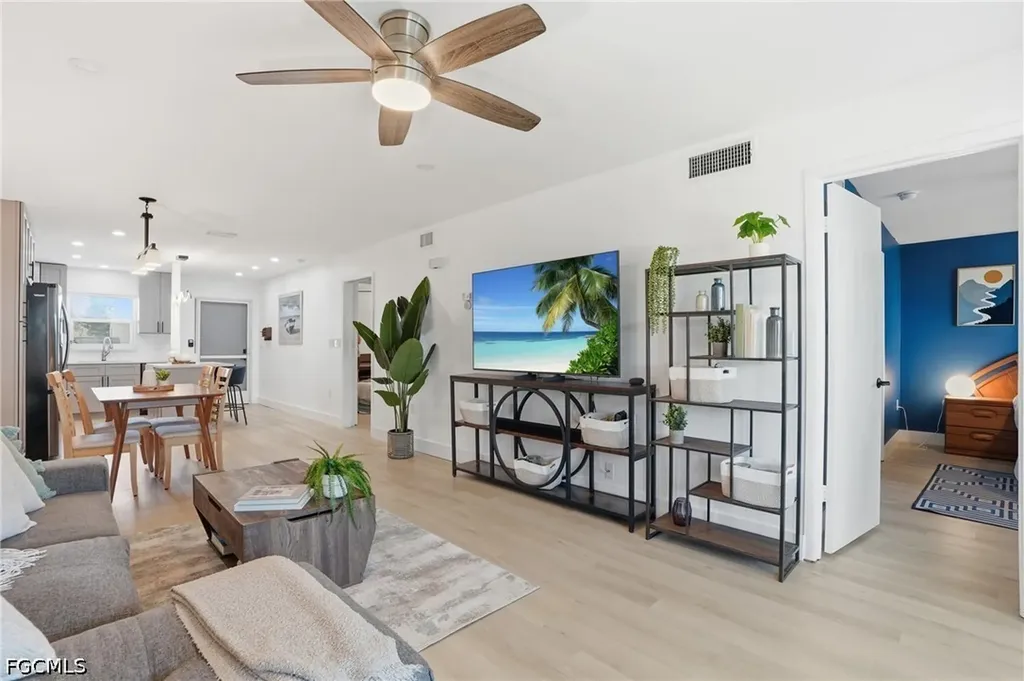 17 Watercolor Way Naples FL 34113