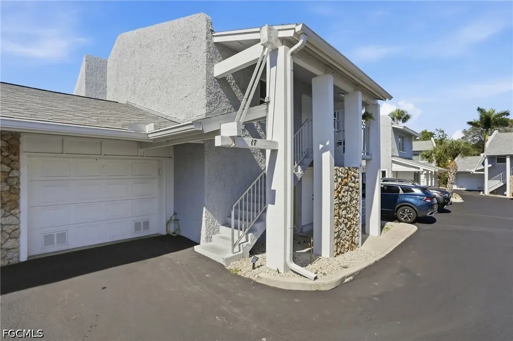 17 Watercolor Way Naples FL 34113