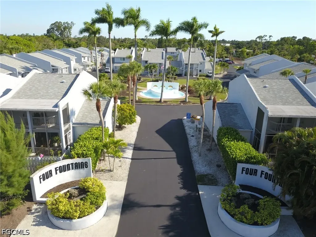 17 Watercolor Way Naples FL 34113